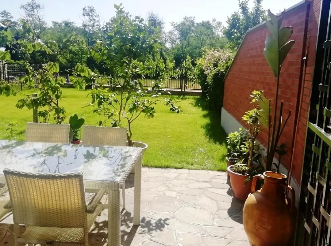 Appartamento Accogliente Bilocale Con Giardino Vicino A Milano Peschiera Borromeo